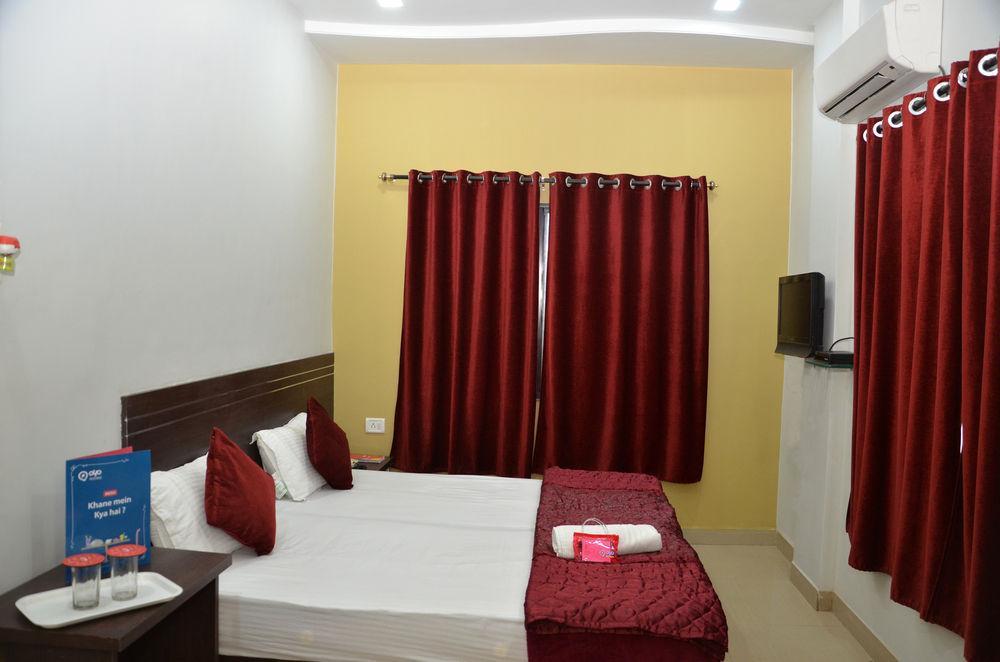 Treebo Admiral Suites New Usmanpura Aurangābād Esterno foto
