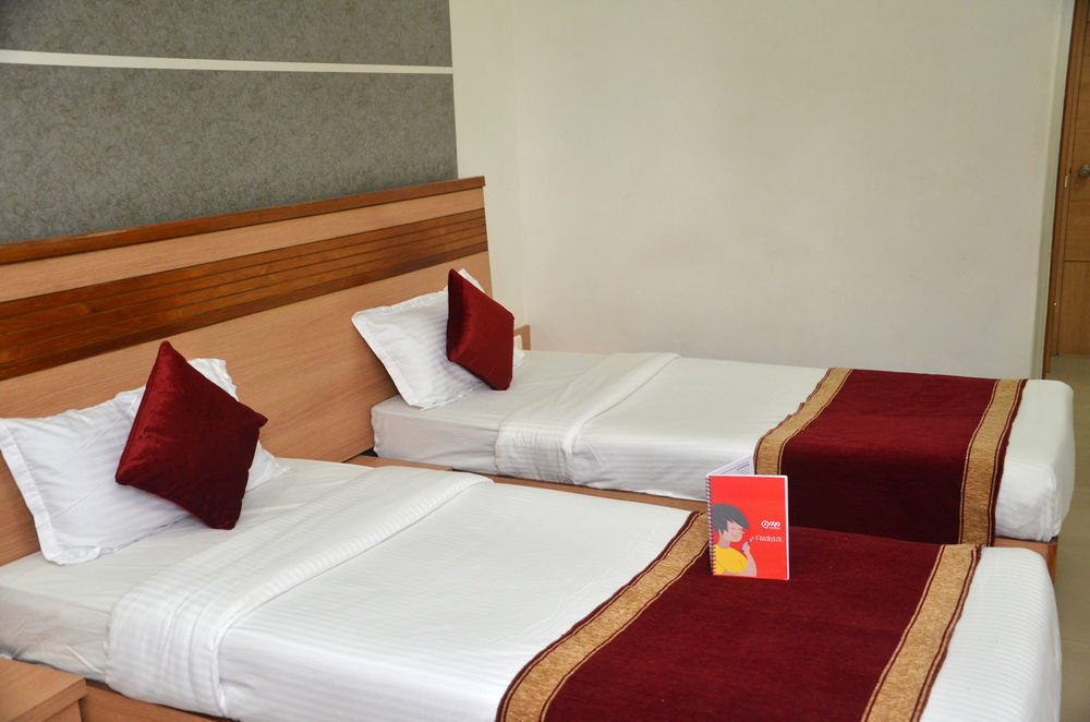 Treebo Admiral Suites New Usmanpura Aurangābād Esterno foto