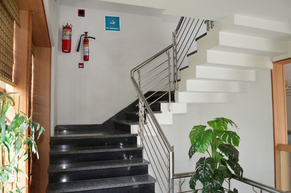Treebo Admiral Suites New Usmanpura Aurangābād Esterno foto