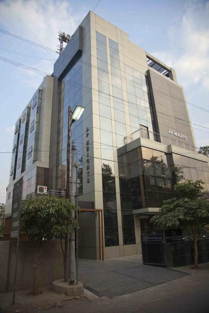 Treebo Admiral Suites New Usmanpura Aurangābād Esterno foto