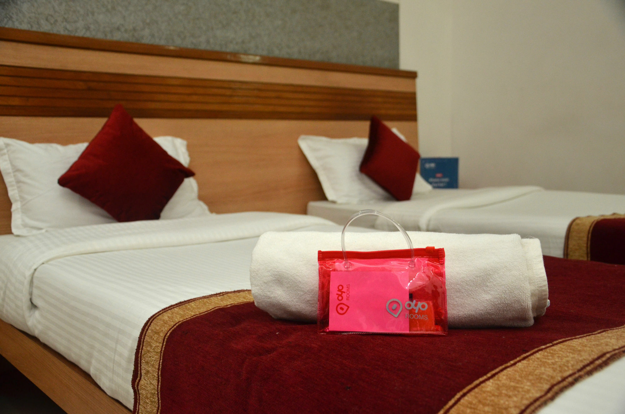 Treebo Admiral Suites New Usmanpura Aurangābād Esterno foto